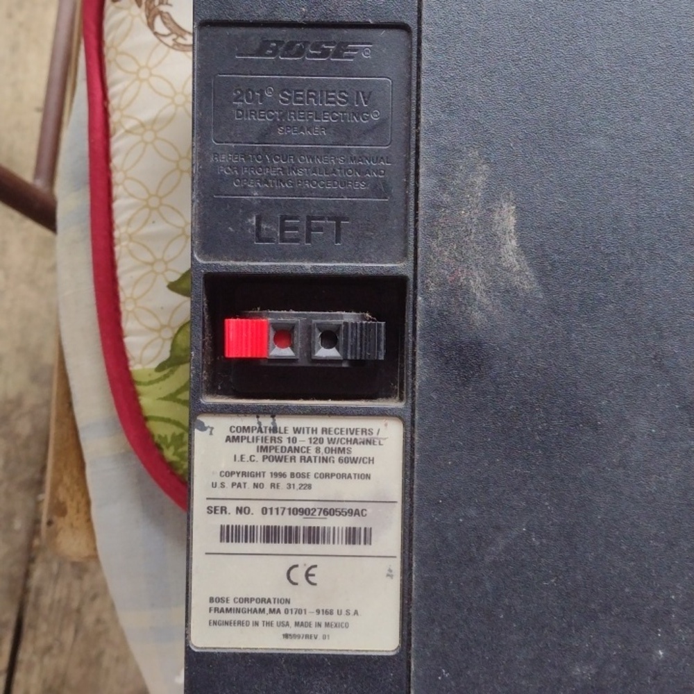 Bose Black Stereo Speaker - Picture 2 of 2